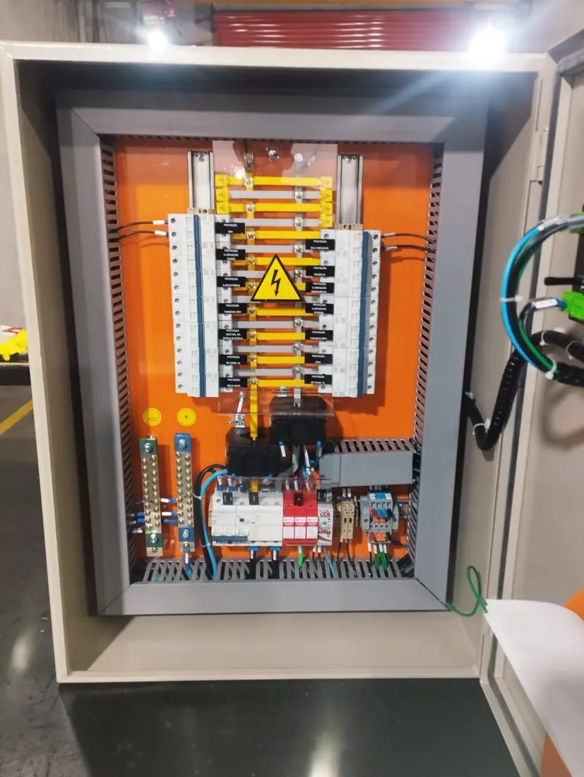 Serviço de engenharia elétrica da SWIP